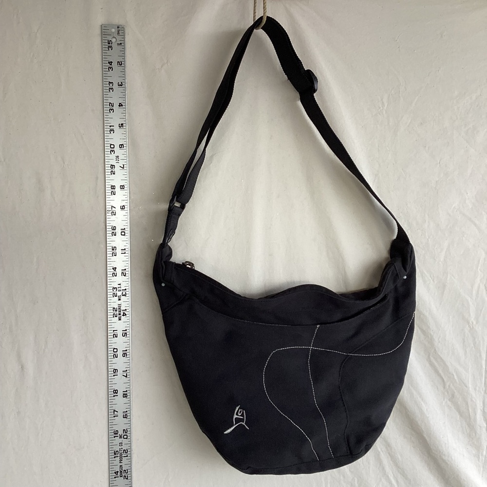 Women’s Overland Equipment Crossbody Purse View 4